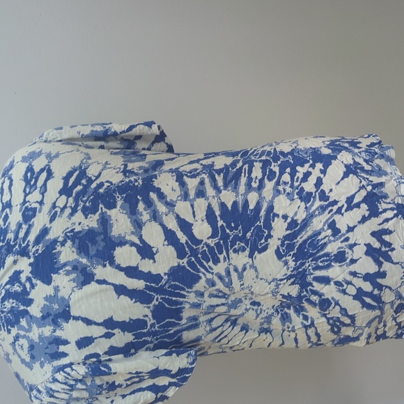 Lularoe olive top - Picture 5 of 7